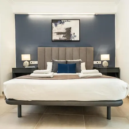 Serene & Spacious - Center By Rems Apartment