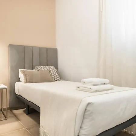 Apartment Serene & Spacious - Center By Rems